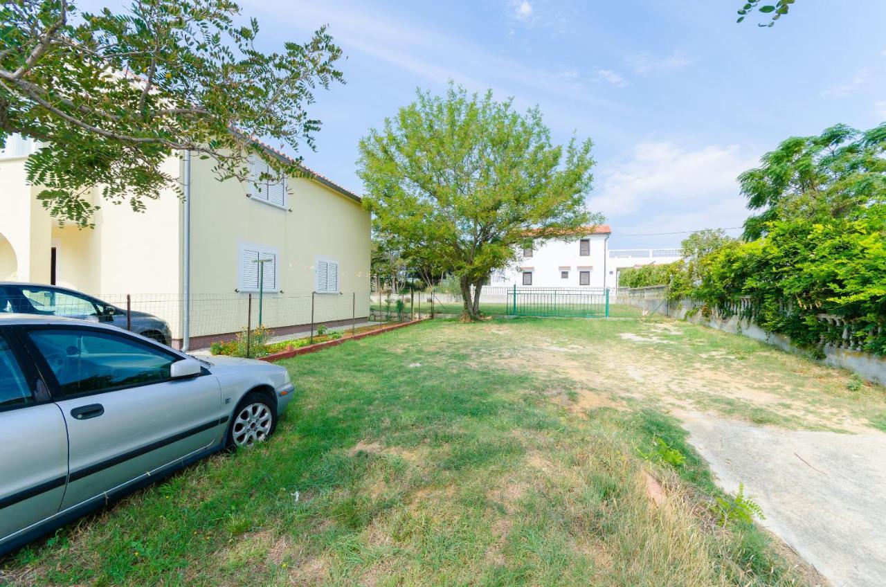 Apartments Sime Lopar Extérieur photo